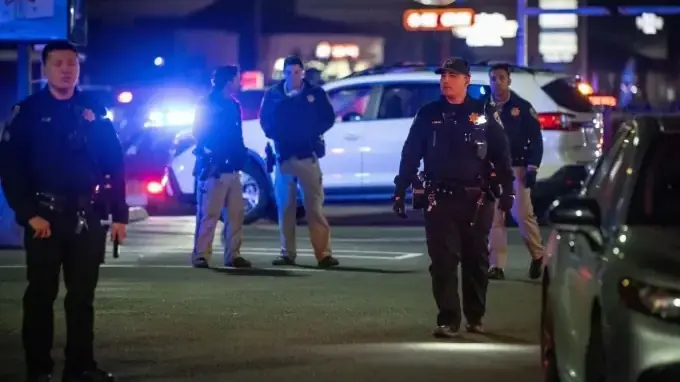 Mỹ: Xả súng tại tiệc gia đình, nhiều người thương vong